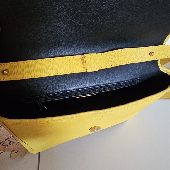 Nina Ricci - Picture 7 of 9